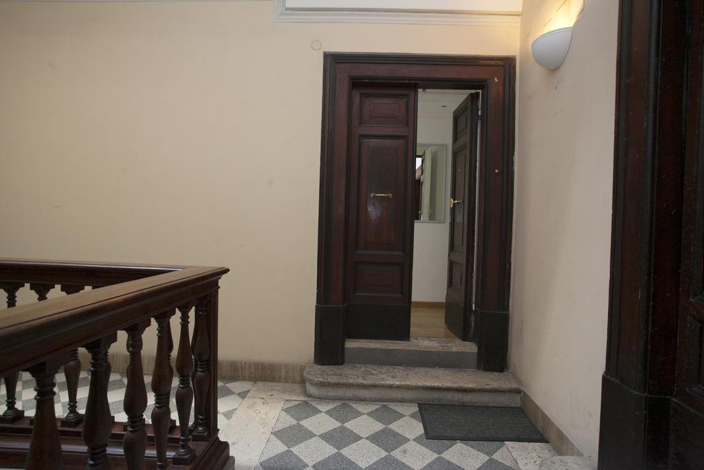 House Paganica Daire Roma Oda fotoğraf